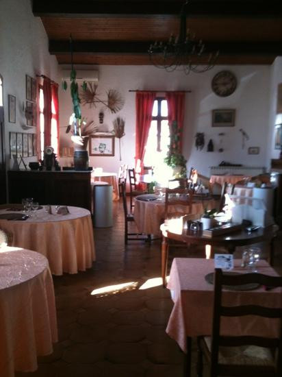 瑞莱斯利斯塔克酒店主图