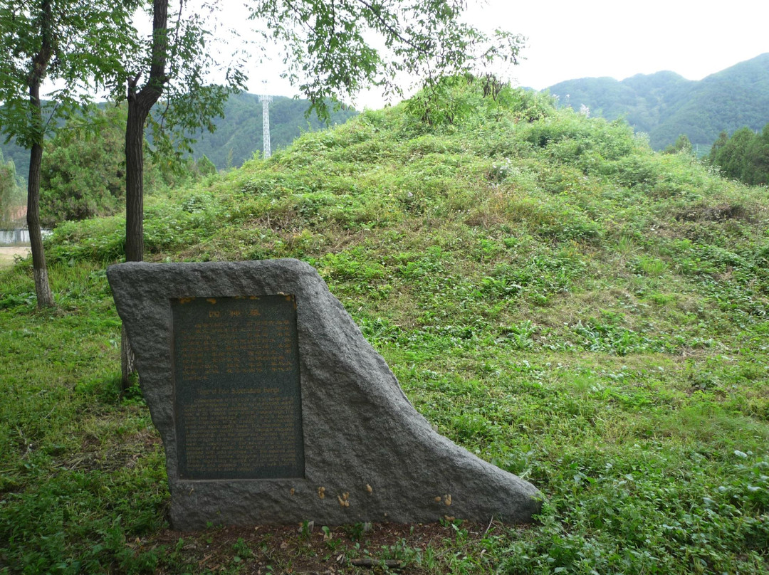 集安洞沟古墓群-集安市必去景点