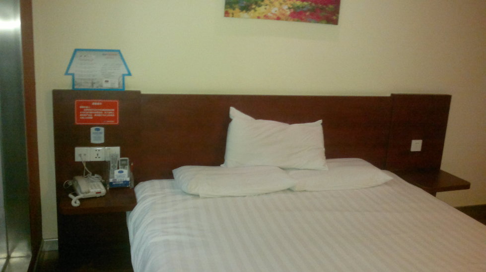 汉庭酒店（镇江苏宁广场永安路店）-客卧