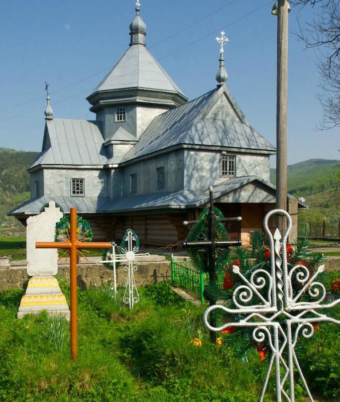 St. Michael's Wooden Church-Yaremche必去景点