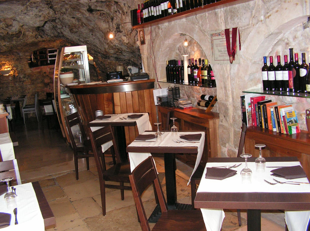 Ristorante Enoteca Vesta