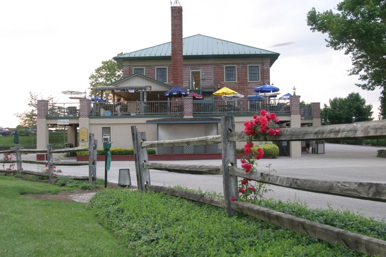 Bridges Guest Quarters-官方