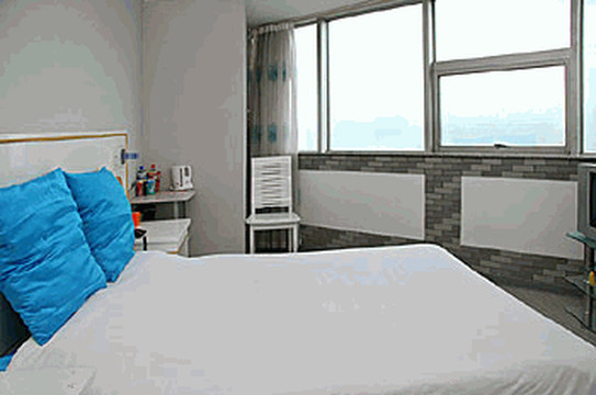 爱情海商务酒店(栈桥)主图