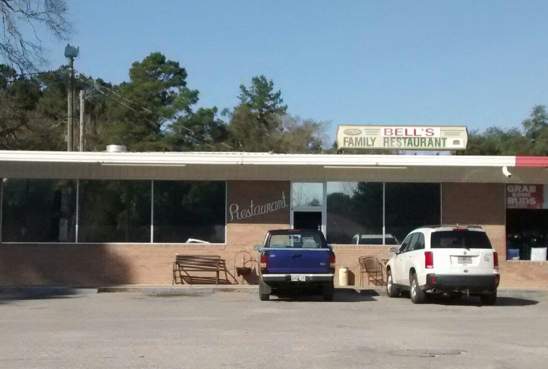 Cross餐馆和美食-Bell's Marina Restaurant