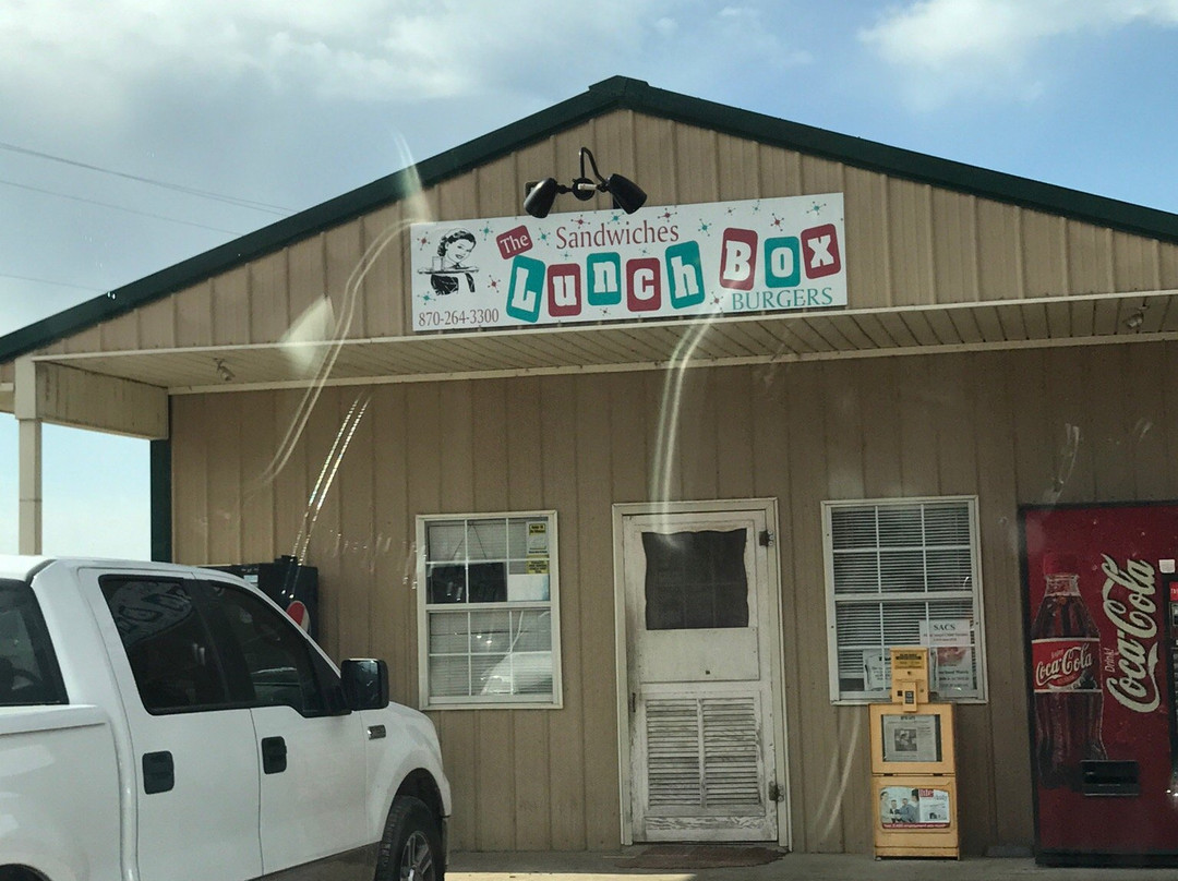 The Lunch Box (Oil Trough)餐厅/美食点评 餐厅地址/餐厅电话/餐厅周边信息/餐厅推荐菜