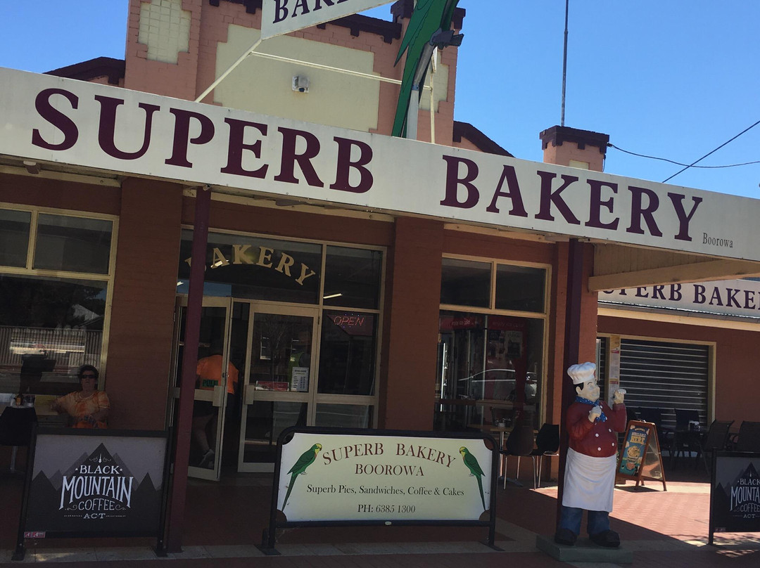 Superb Bakery