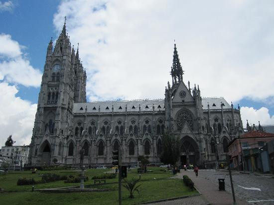 圣殿-基多必去景点
