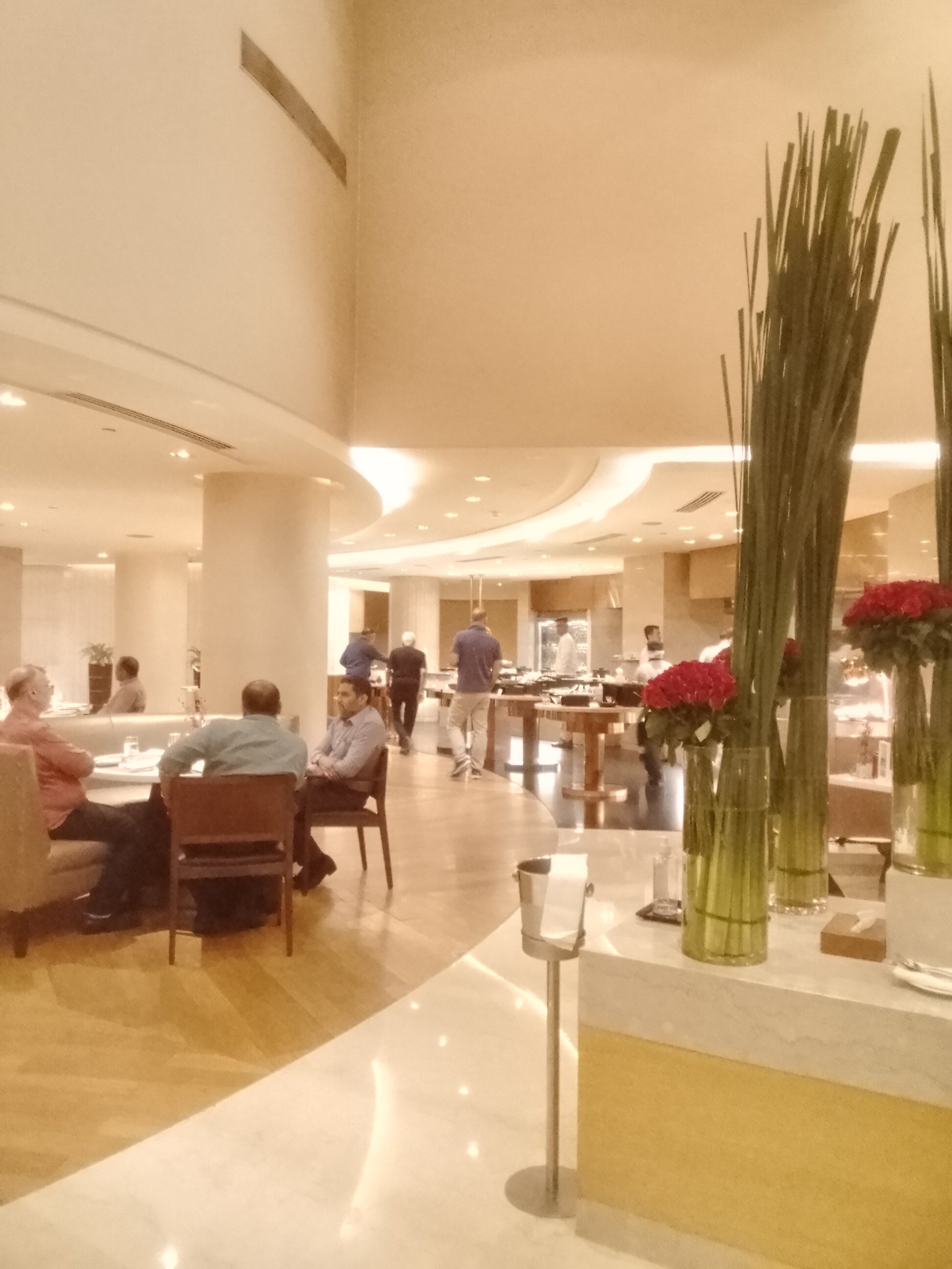 三叉戟班德拉库尔拉酒店-餐饮