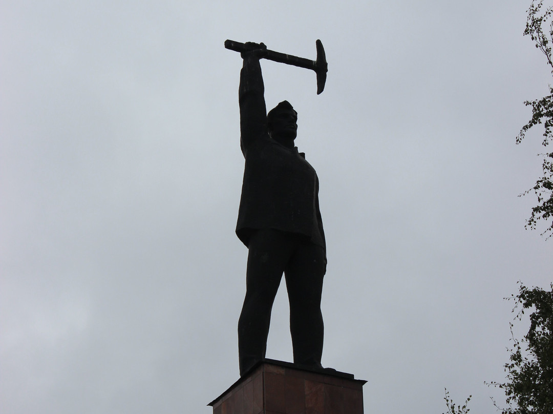 Obelisk «Pokoritelyam Monche-Tundry»景点图片