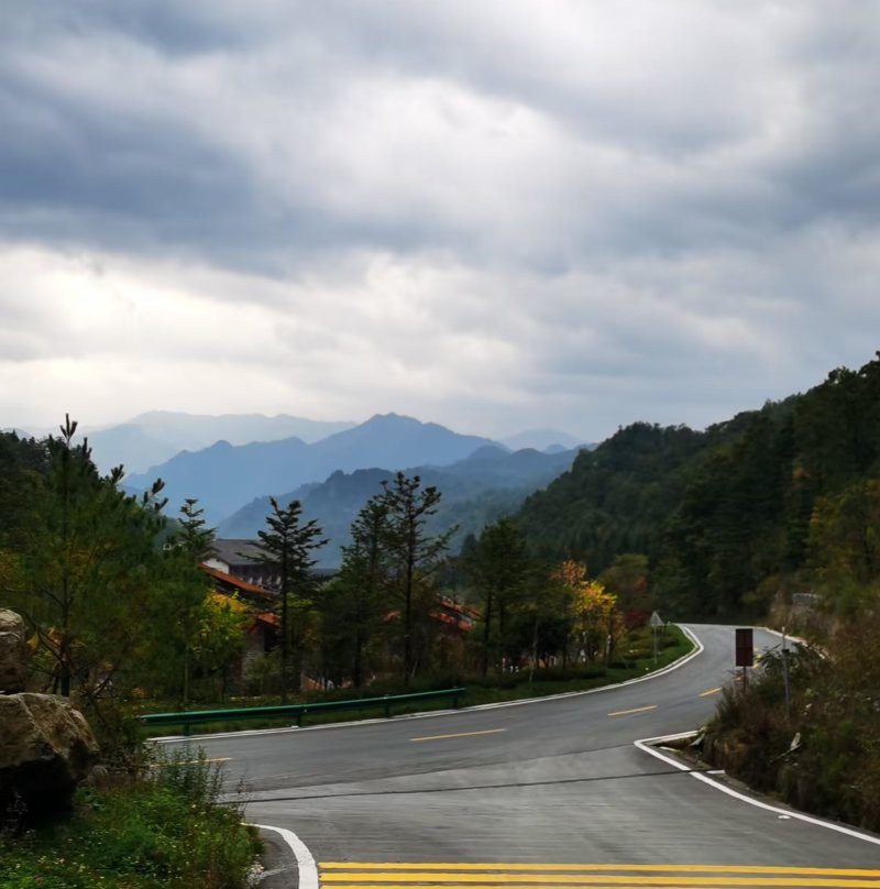 神农架皇冠假日酒店主图