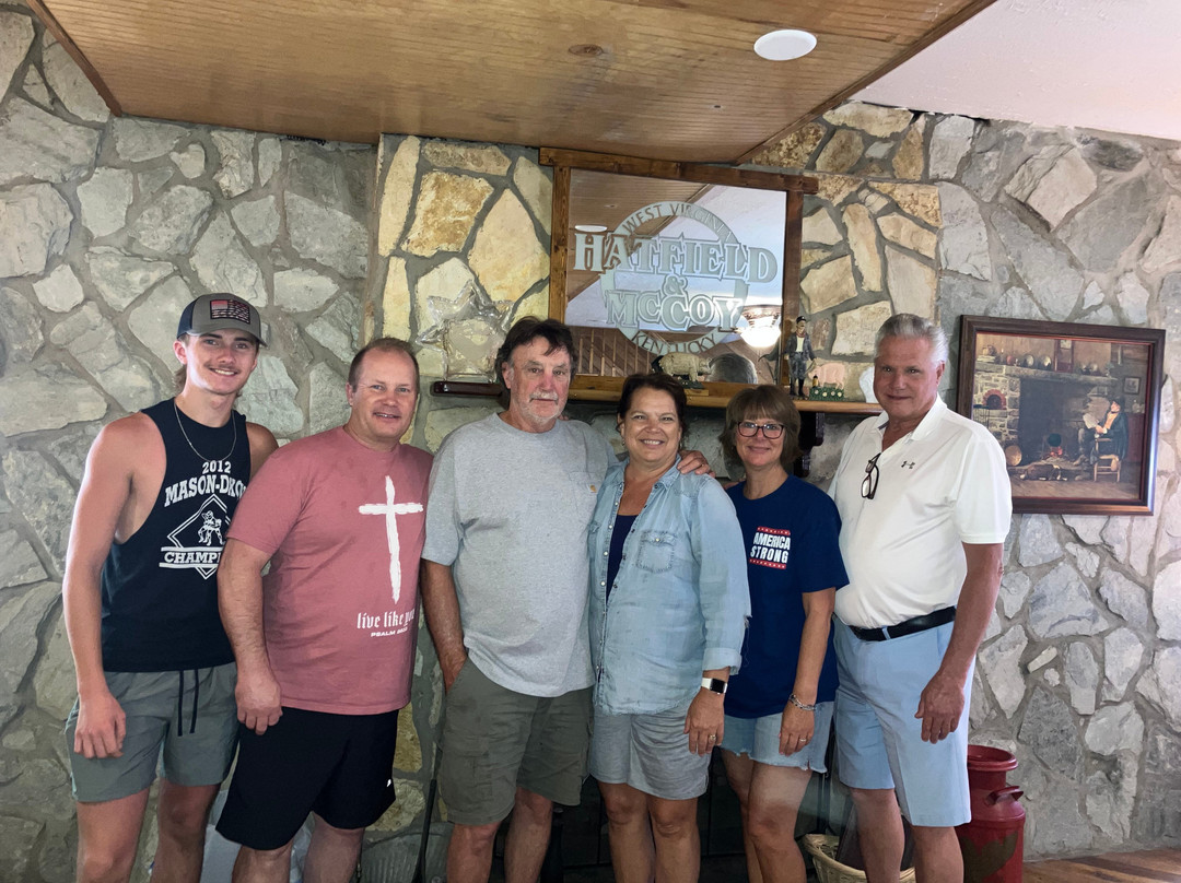 Historic Matewan House Bed and Breakfast主图