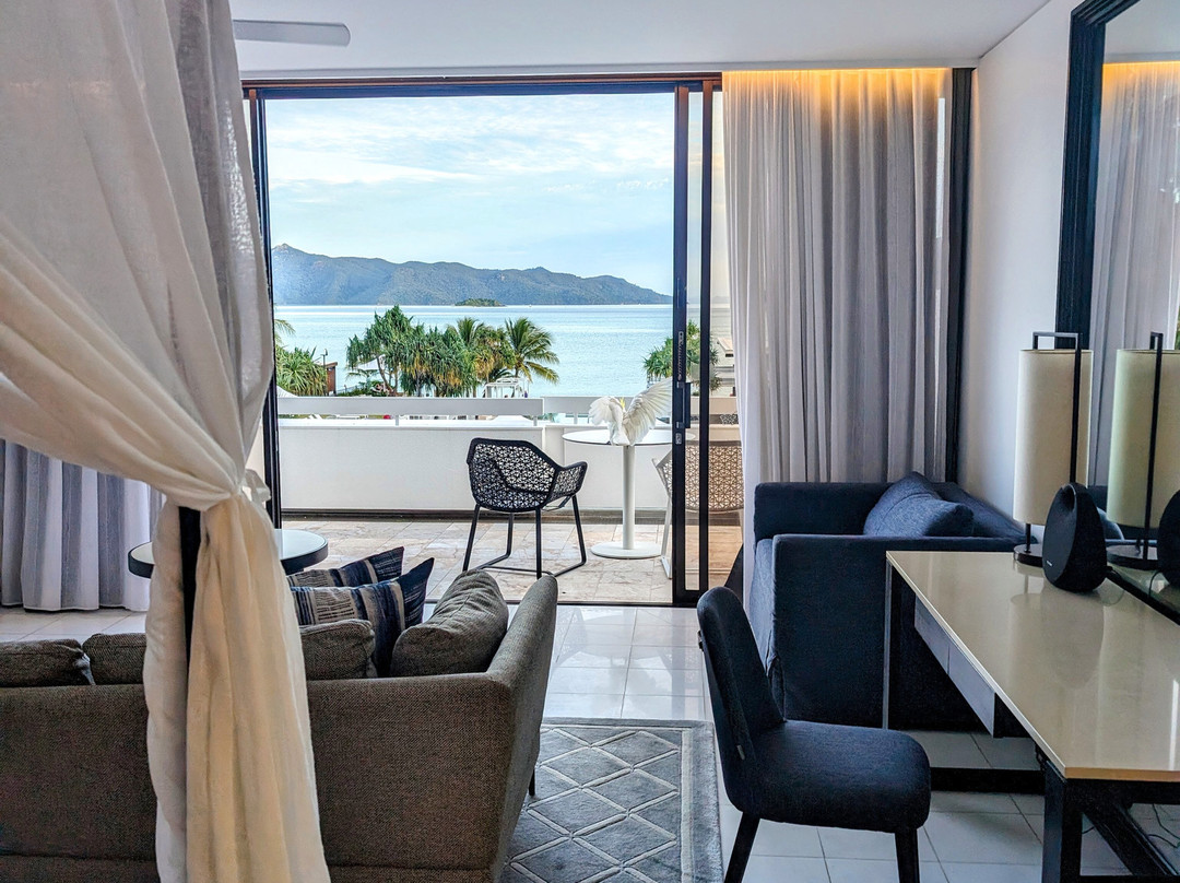 InterContinental Hayman Island Resort by IHG主图