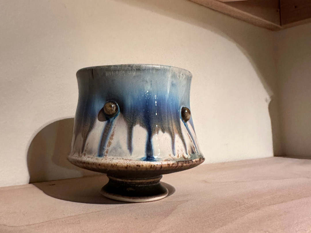 Turtle Farm Pottery Gallery At The Brick景点图片
