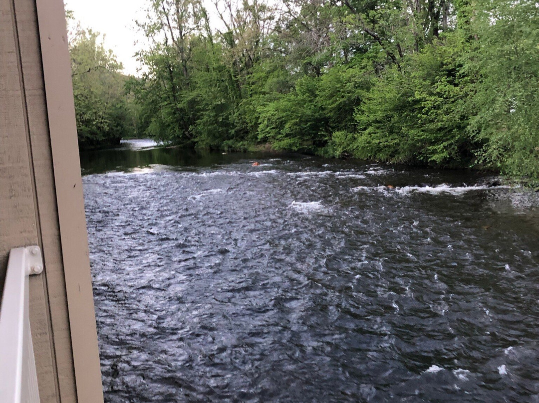 River's Edge Motel主图