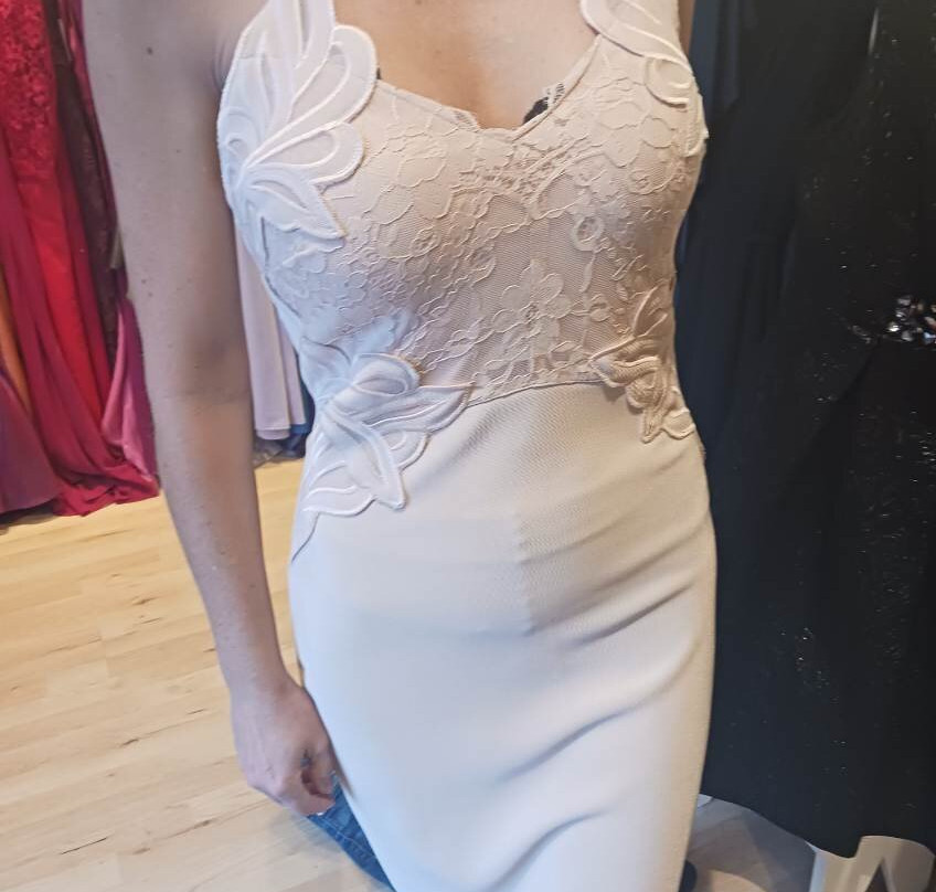 Bond Babes Boutique-Vojens必去景点