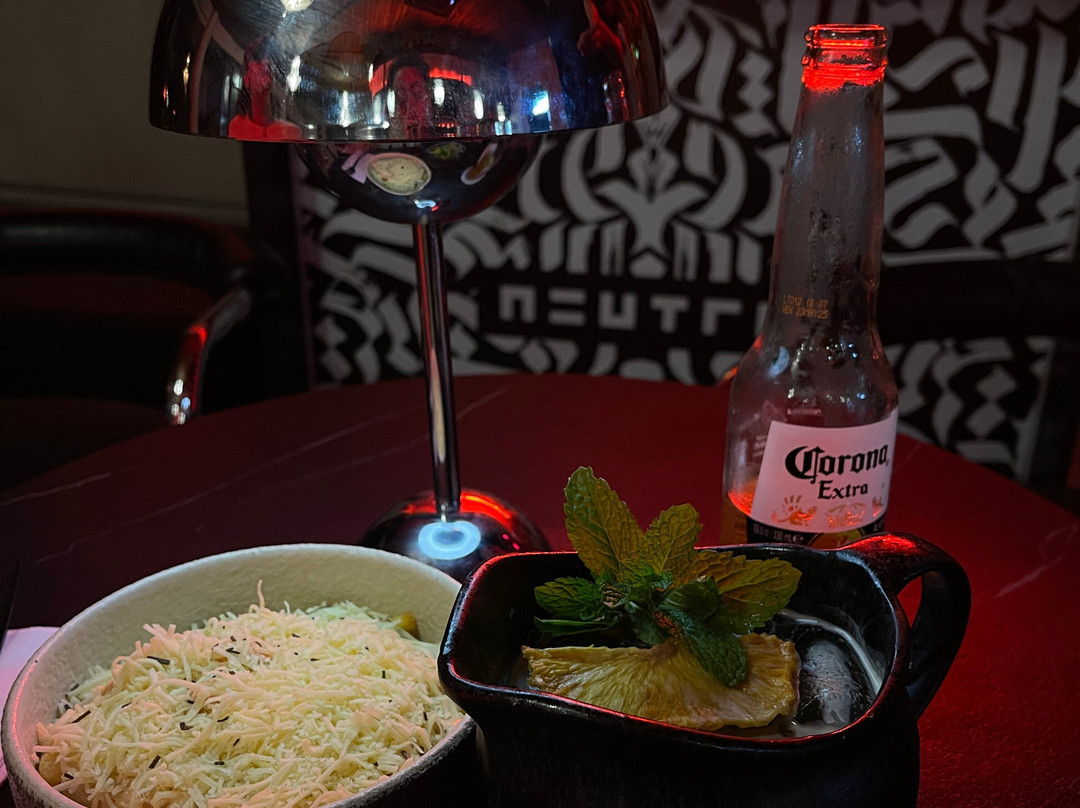 Neutro Gastrobar & Rooftop