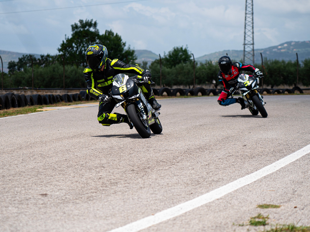 Kartodromo Planet Kart-Serre必去景点