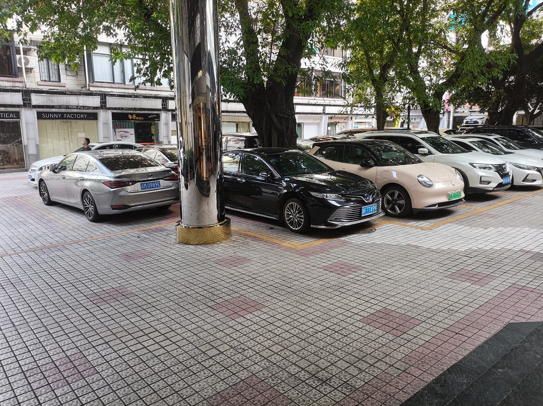 五羊城酒店（广州永庆坊西门口地铁站店）主图