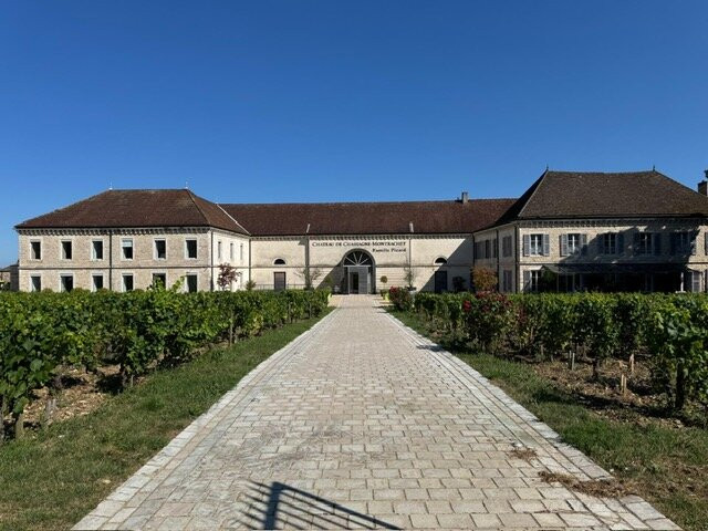 Domaine Bader-Mimeur-Chassagne-Montrachet必去景点