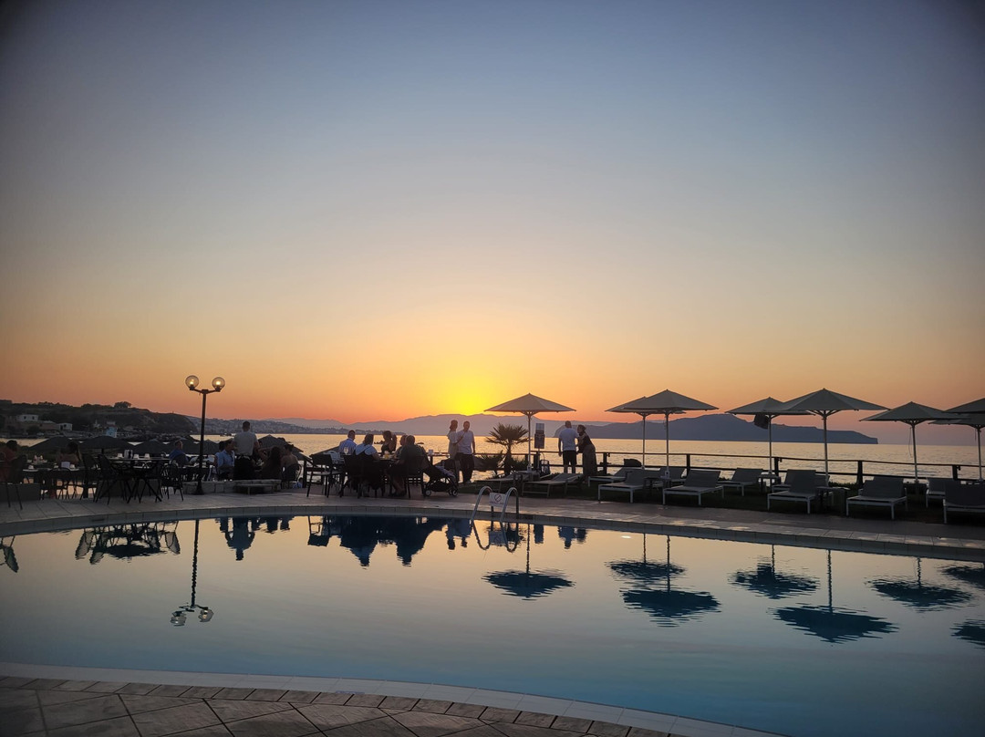 Corinna Mare Suites & Studios主图