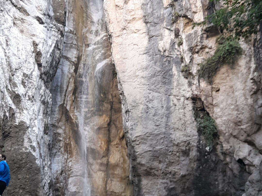 Cascata del Cenghen-Abbadia Lariana必去景点