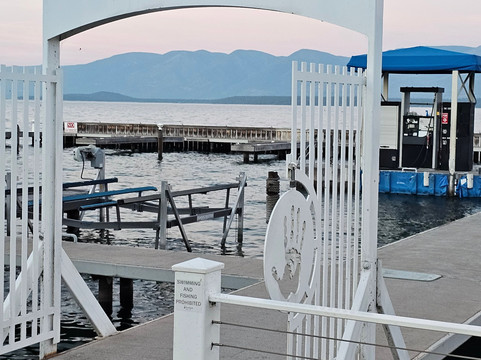 瓜塔克娱乐场度假村主图