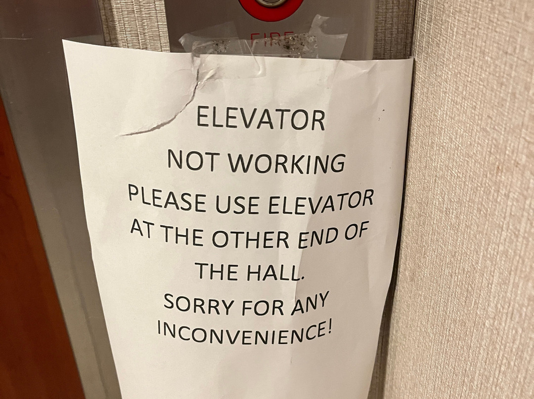 坎顿万怡酒店主图