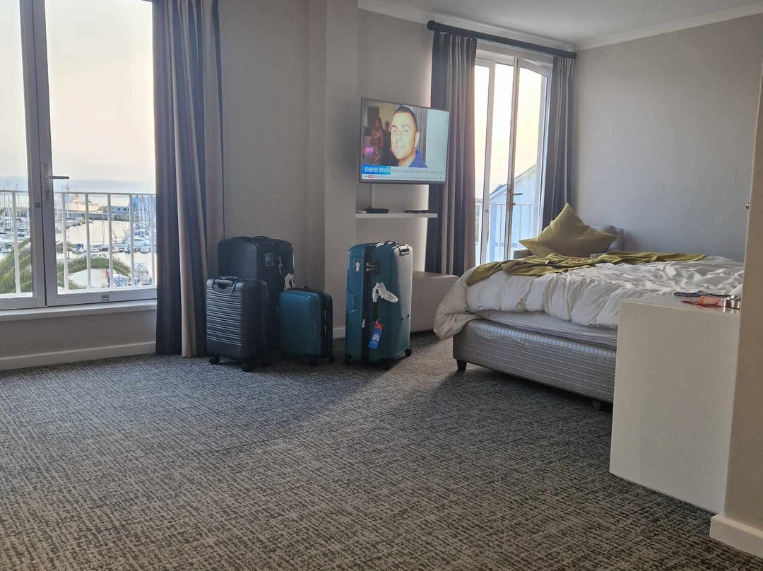 西蒙镇码头酒店主图