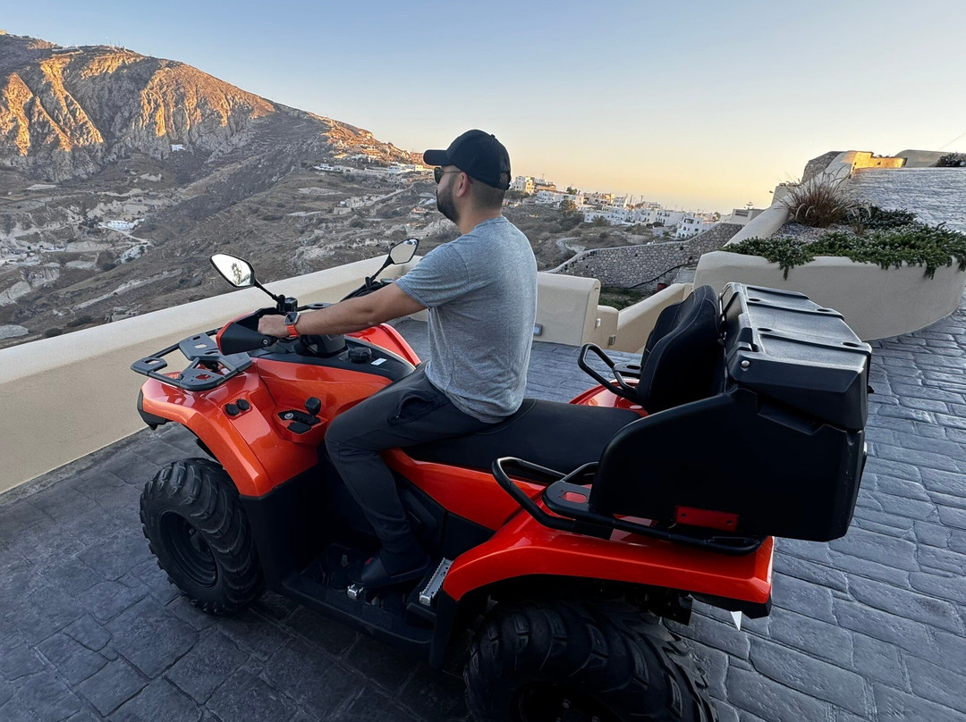 Pyrgos Rent a Car Santorini景点图片