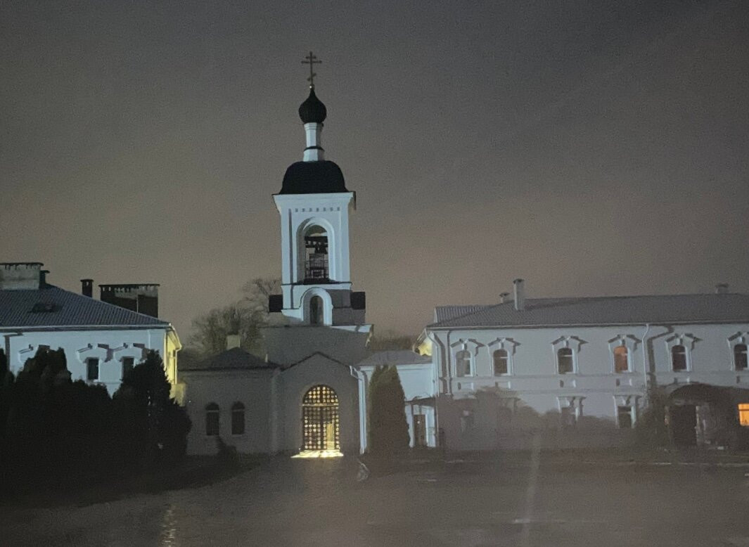 Nadvratnaya kolokolnya Spaso-Yevfrosiniyevskogo zhenskogo monastyrya-波洛茨克必去景点