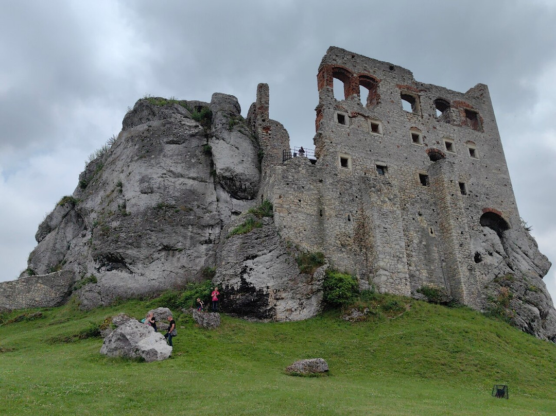 Ogrodzieniec Castle-Ogrodzieniec必去景点