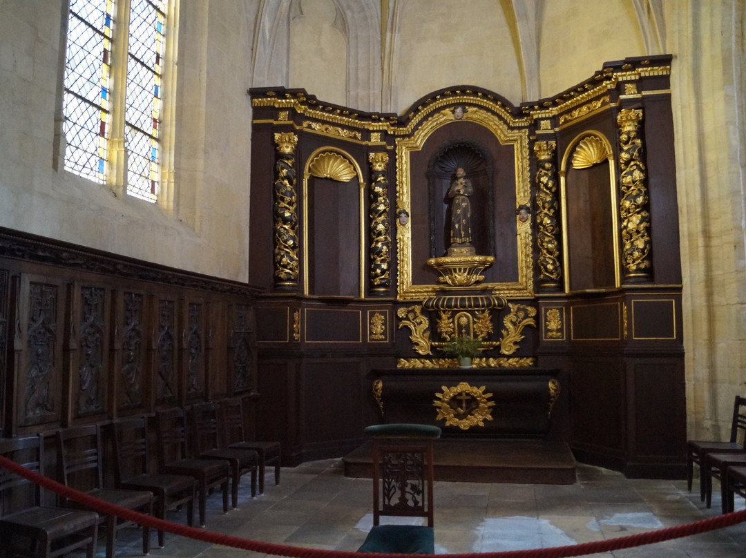 Cathedrale Saint-Sacerdos-萨尔拉必去景点