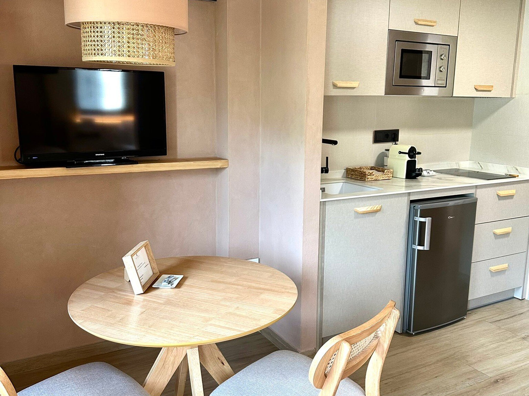 Hotel Boutique Mediodia & Apartments主图