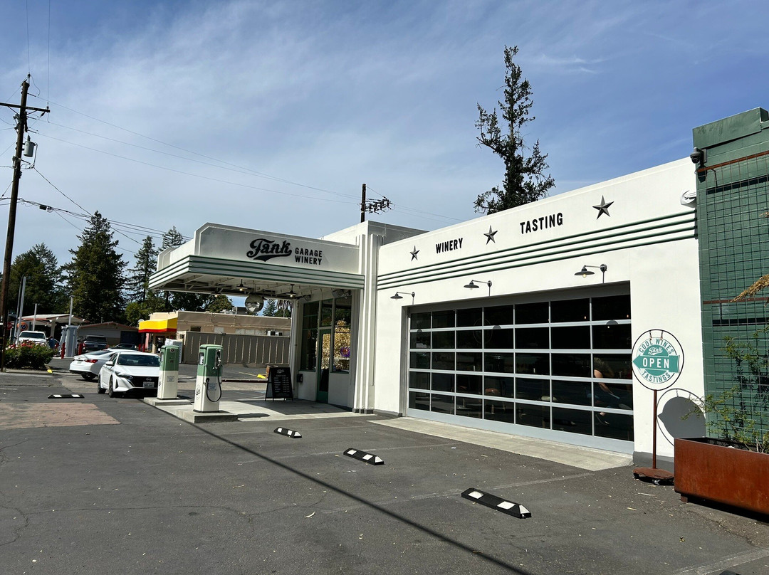 Tank Garage Winery-卡利斯托加必去景点