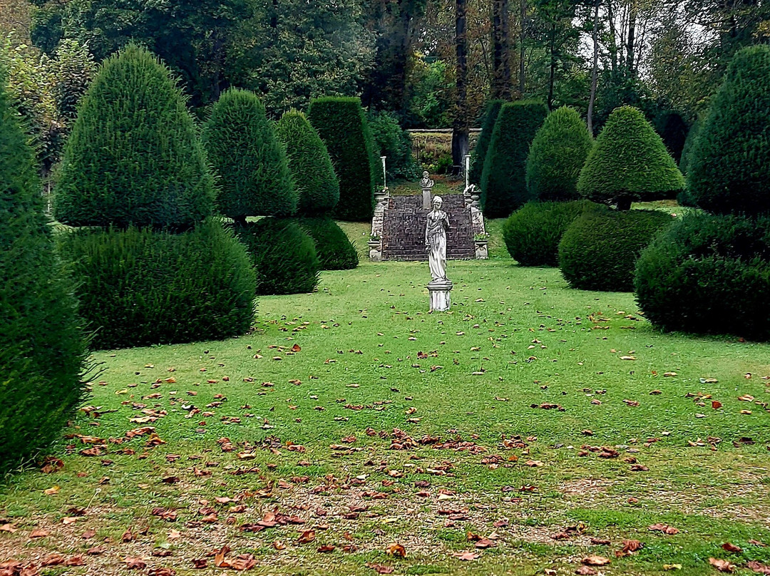 Chateau de Rouillon主图