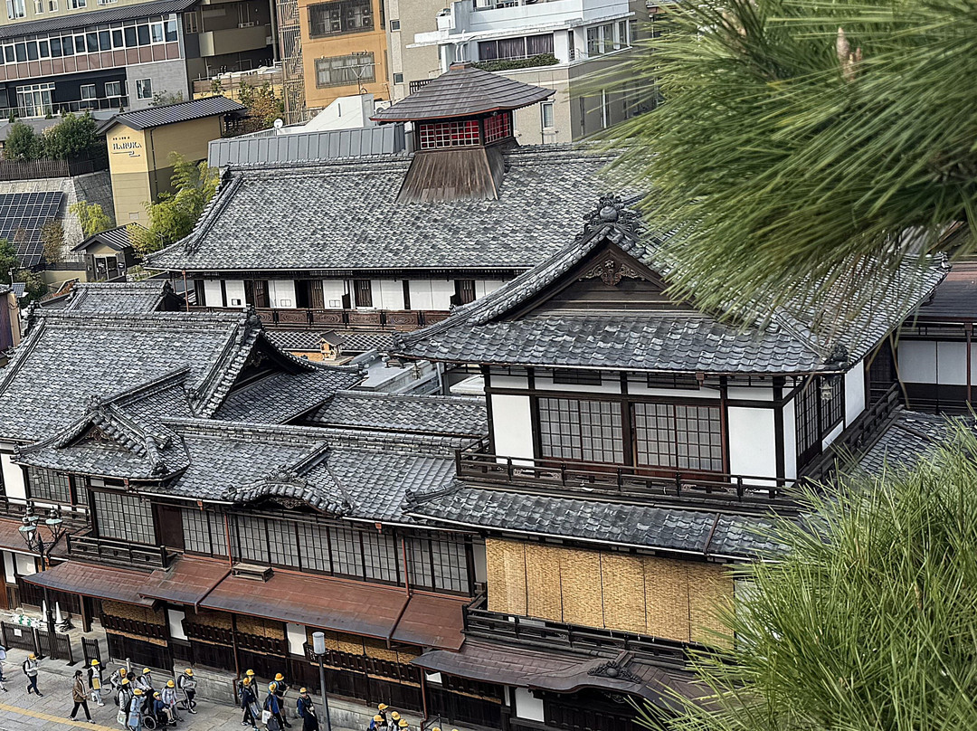 Shinrokaku-松山市必去景点