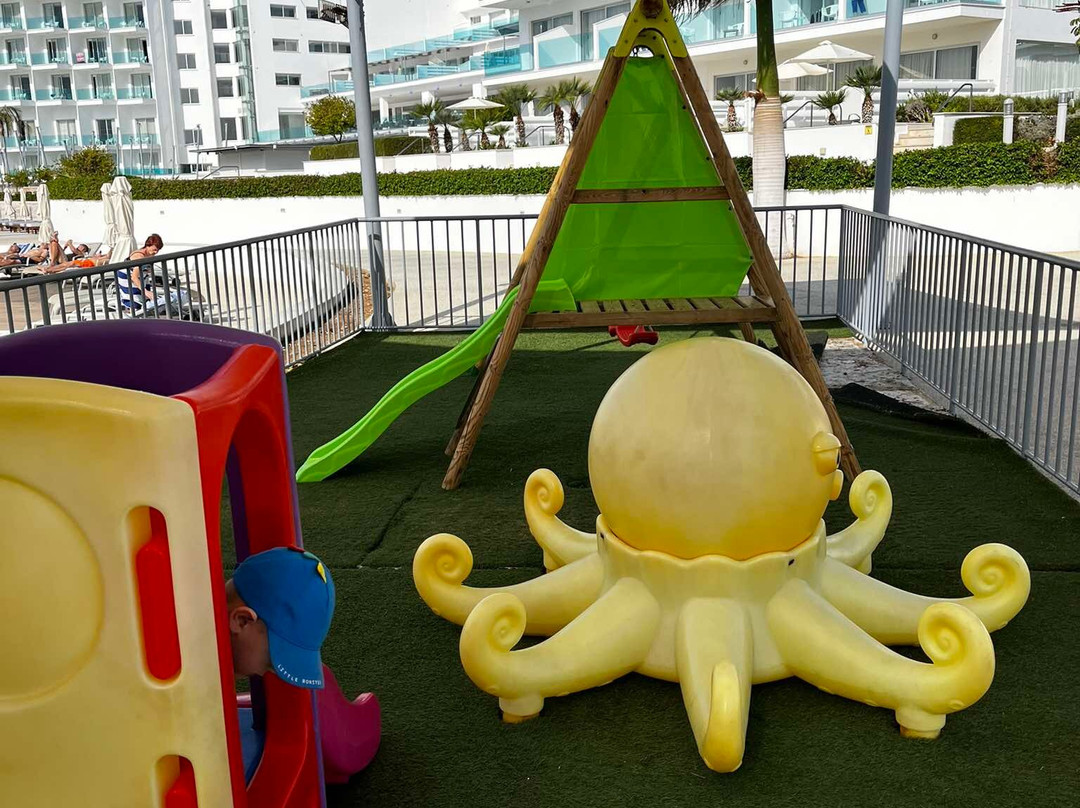 King Evelthon Beach Hotel And Resort主图