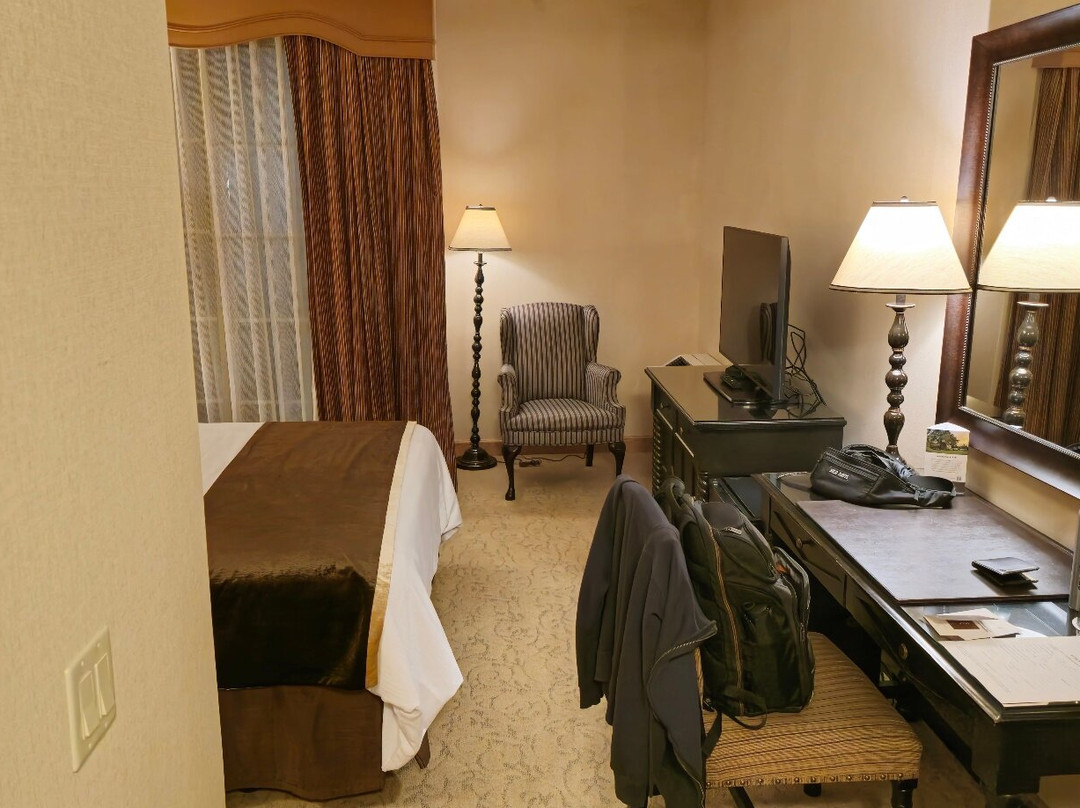 加州大学洛杉矶分校旅馆主图