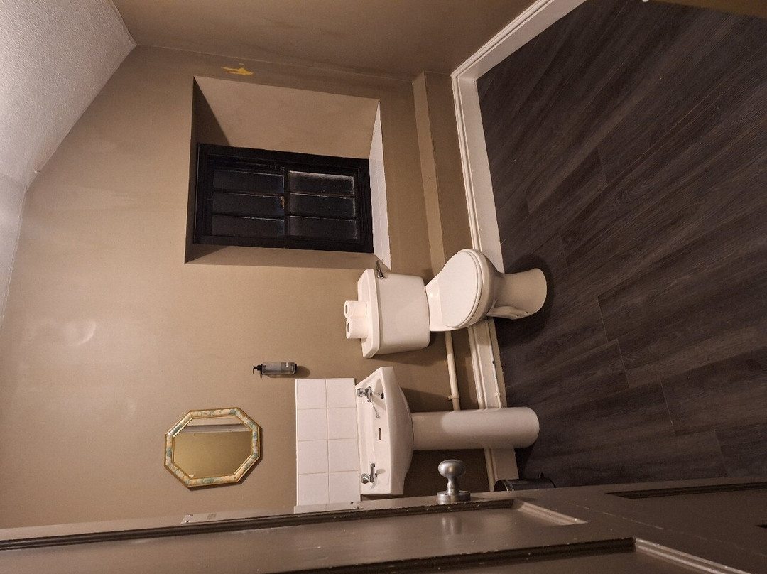 The County Hotel Haverfordwest主图