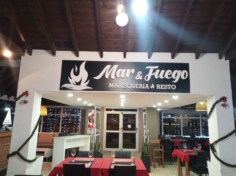 Mar & Fuego