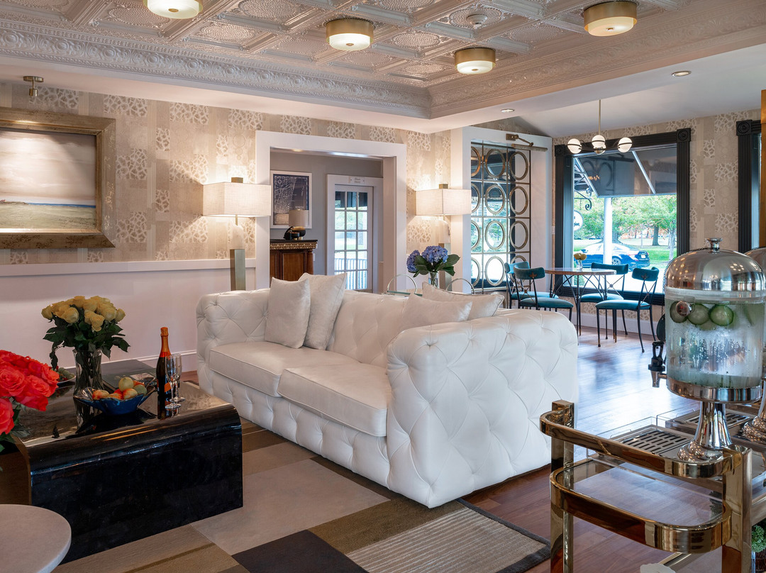 The Chateau Inn And Suites主图