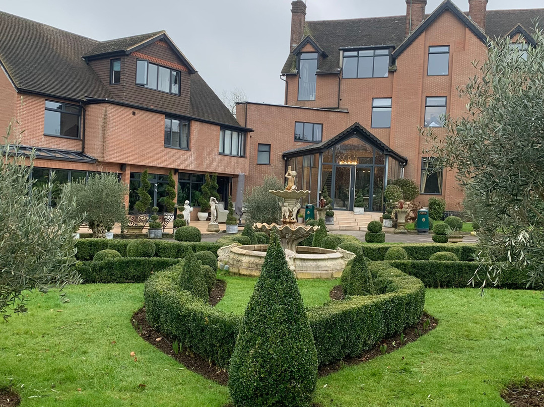 Guildford Manor Hotel & Spa主图