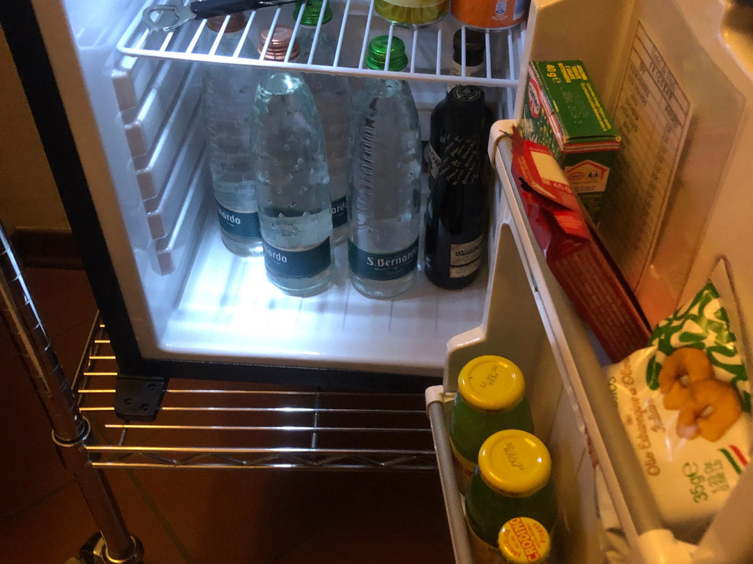德普拉蒂酒店主图