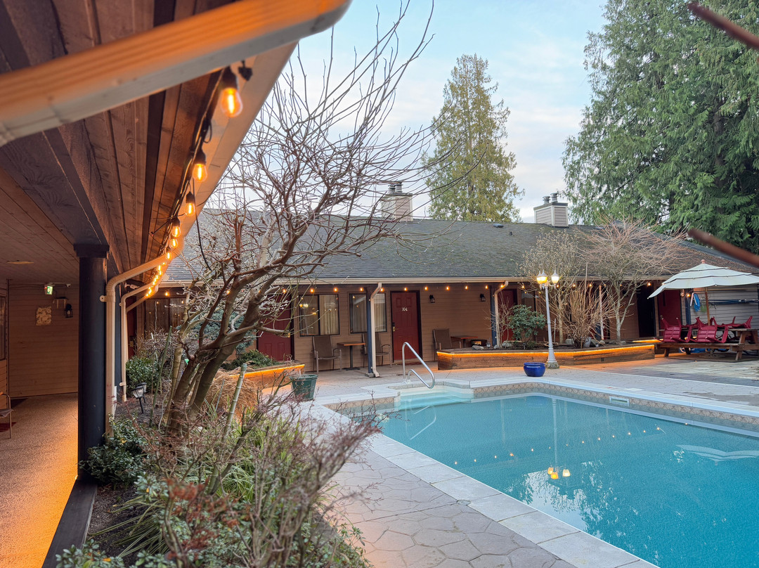 吉布森斯酒店住宿-Sunshine Lodge