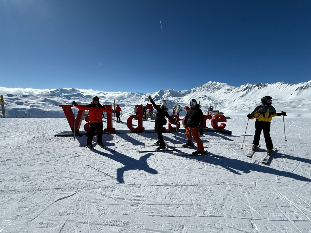 Progression Ski & Snowboard School-伊泽尔谷必去景点
