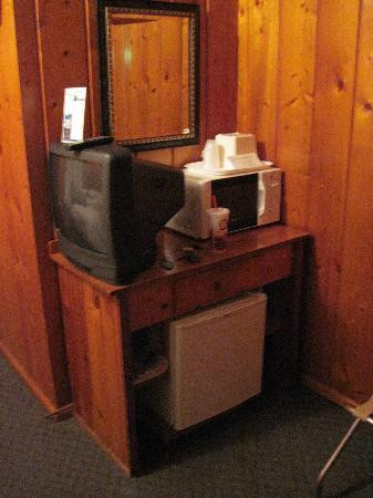 The Cedars Motel主图