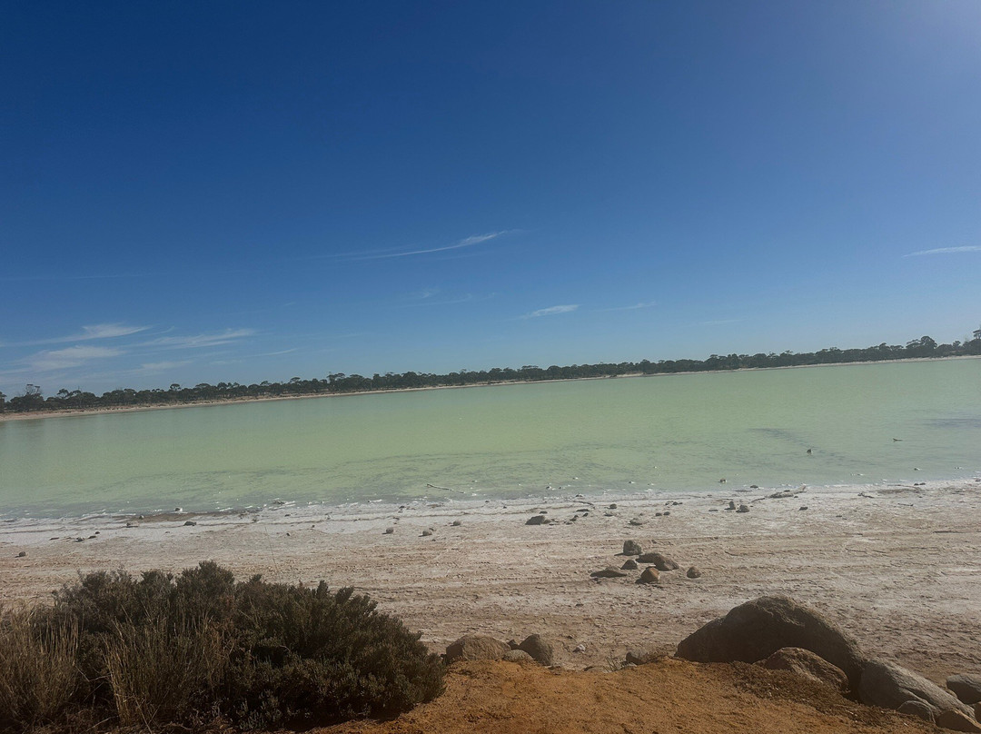 Wave Rock Lakeside Resort主图