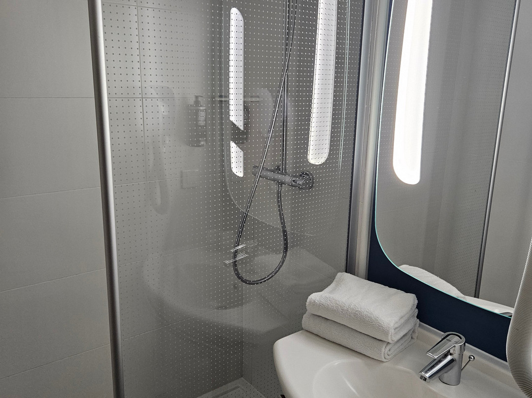 Hôtel ibis Massy主图