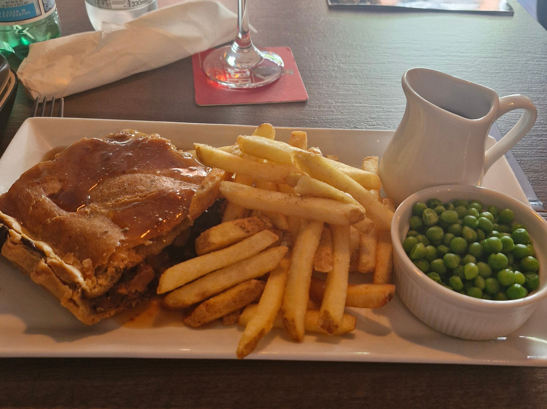 The Kings Head Hotel主图