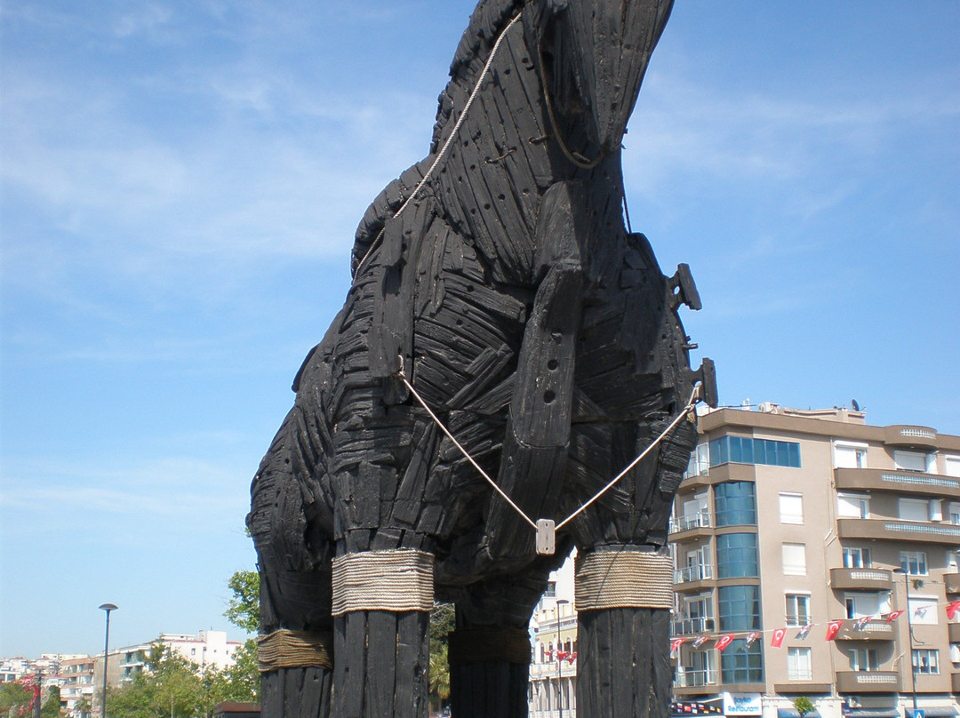 Canakkale Truva Heykeli-恰纳卡莱必去景点